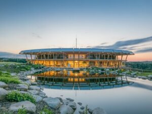 Posázaví: Pobyt stylově v Panorama Golf Resortu **** se snídaní + neomezené wellness (bazén, vířivka, sauny)