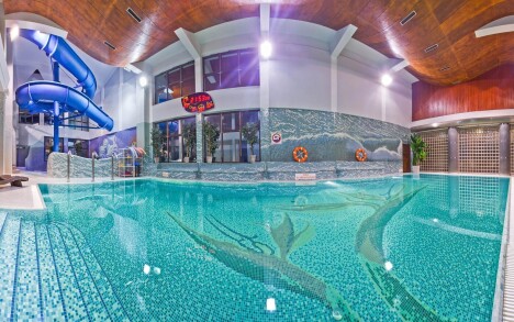 Polsko u lázeňských měst: Hotel Klimek SPA **** s vlastním aquaparkem a saunovým světem neomezeně + polopenze