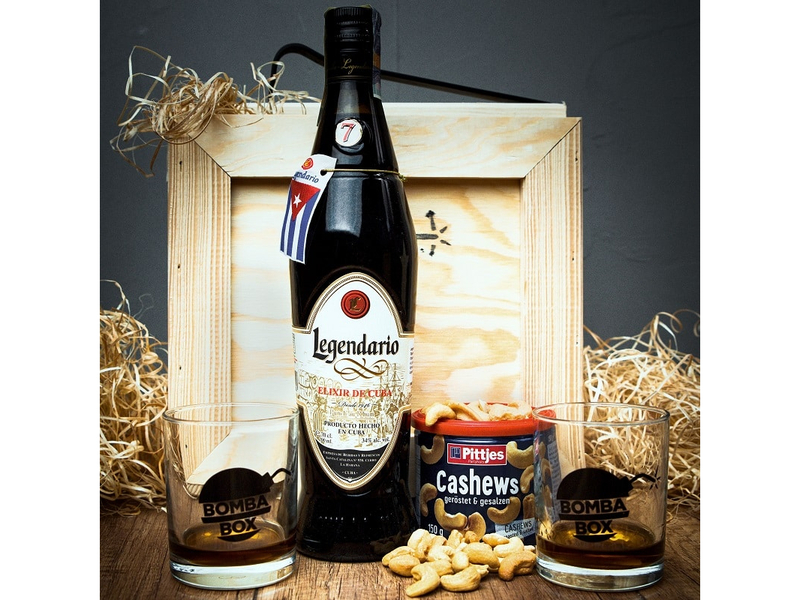 Dárková bedna s páčidlem pro muže s rumem Legendario Elixir De Cuba 7y Celá ČR - Obrázek 3