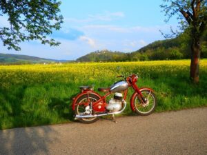 Projížďka na Jawě “pérák"