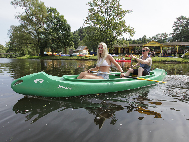 Splutí Jizery na kánoi nebo raftu - Obrázek 9