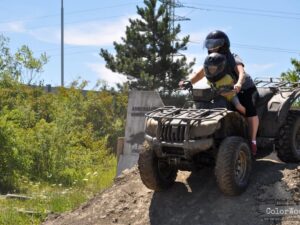 Velké čtyřkolky – zažijte adrenalinovou školu smyku – Velké čtyřkolky – veřejné jízdy
