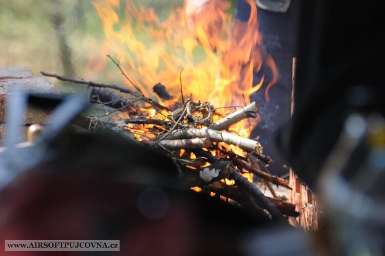 Airsoft - svět plný adrenalinu, zábavy a zážitků - Balíček „celodenní“ GRILL + MRE - střílečka i s občerstvením - Obrázek 5
