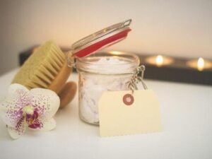 Salón Adelaid – oblíbené masáže v Ostravě (Poruba) – Masáž s peelingem a zábalem