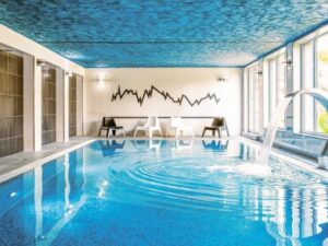 Polsko: Lázeňské Swieradów-Zdrój přímo u hranic s Českem v Krasicki Resort Hotelu *** s polopenzí a wellness
