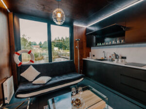 Ubytování v designovém obytném modulu u Lipna