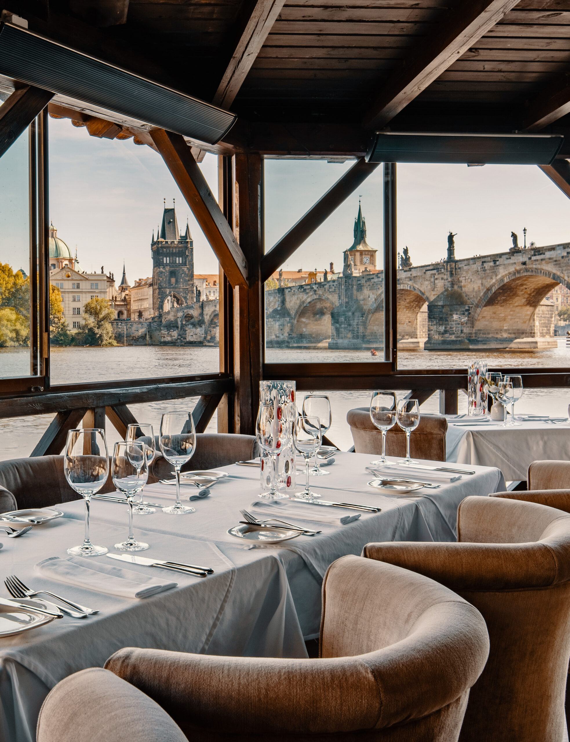 Večeře na Kampě s vyjížďkou na lodi - Obrázek 2