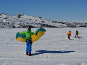 Snowkiting Krkonoše – nauč se kiting na sněhu – Dvoudenní kurz snowkitingu