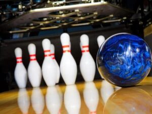 Bowling v restauraci Colatransport – 2 dráhy v Brně