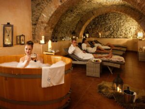 Pivní lázně na zámku Wichterle Slavičín – luxusní odpočinek