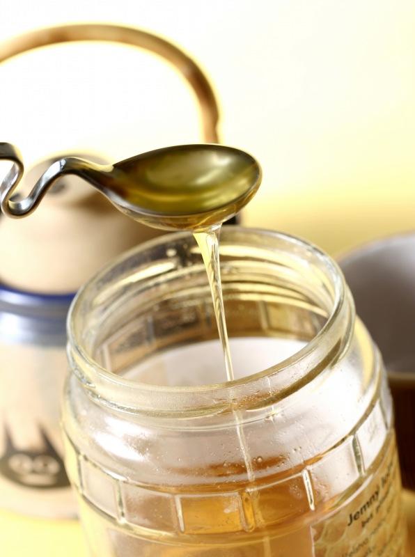 Masáže ve studiu Santé - centrum Masáže Praha - Medová masáž