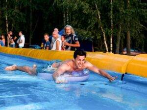 Slide v Junior Campu Nová Živohošť – 60 metrů dlouhá skluzavka