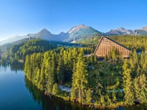 Vysoké Tatry s výhledem na Štrbské pleso: Hotel Patria **** s přepychovým neomezeným wellness + polopenze