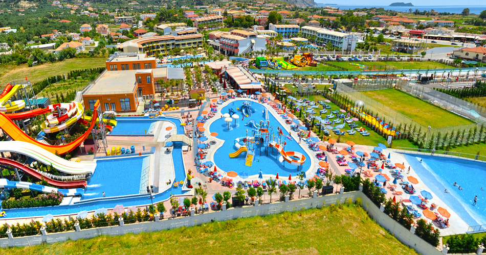Hotel Caretta Beach Resort & Waterpark