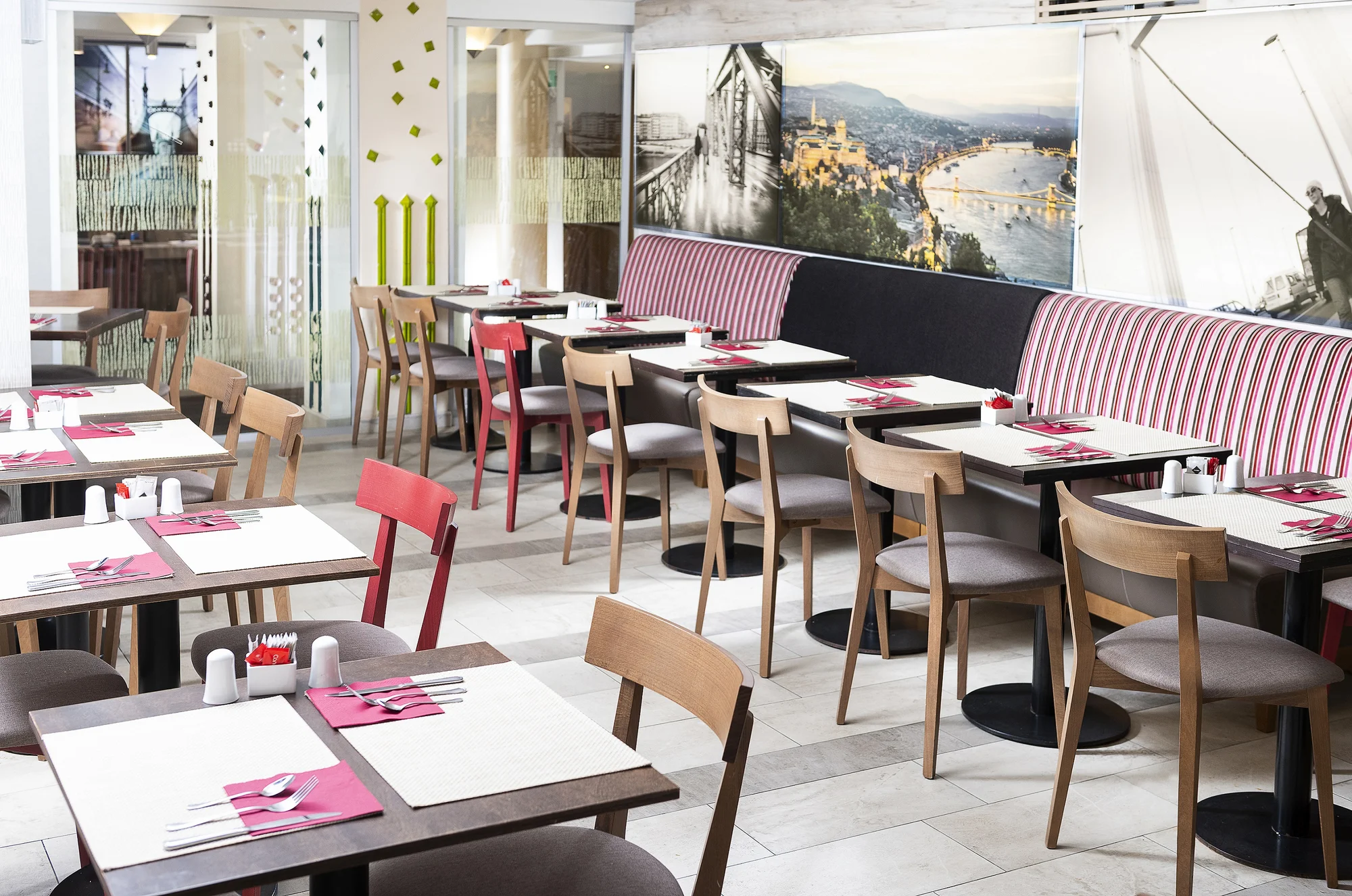 Pobyt přímo v centru Budapešti: snídaně i sauna - Obrázek 9