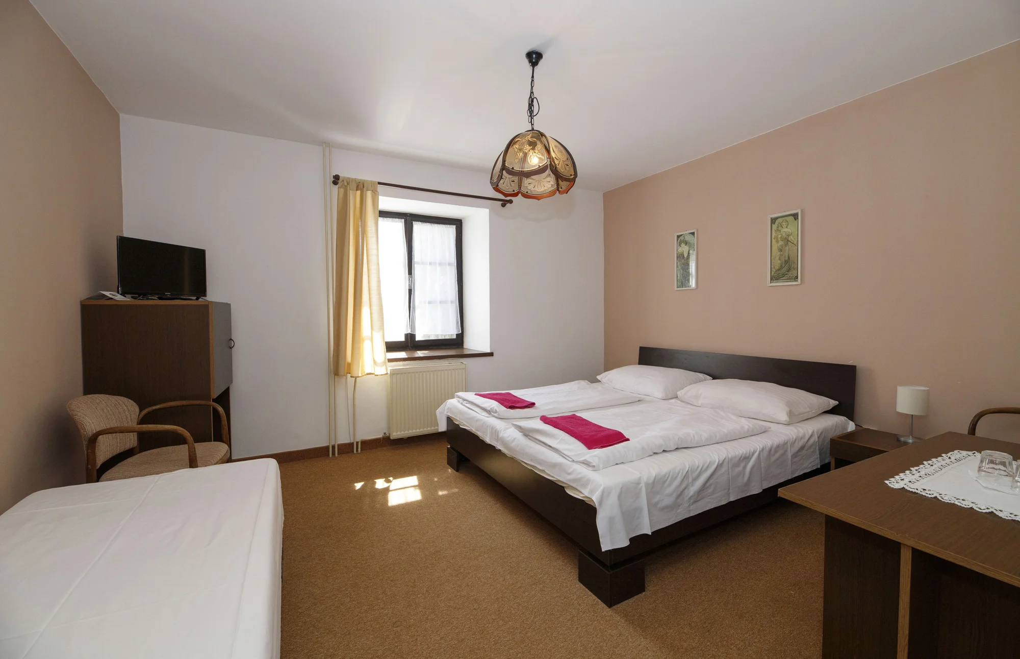 Farma u Znojma: strava i projížďka na koni či v kočáře - Obrázek 8