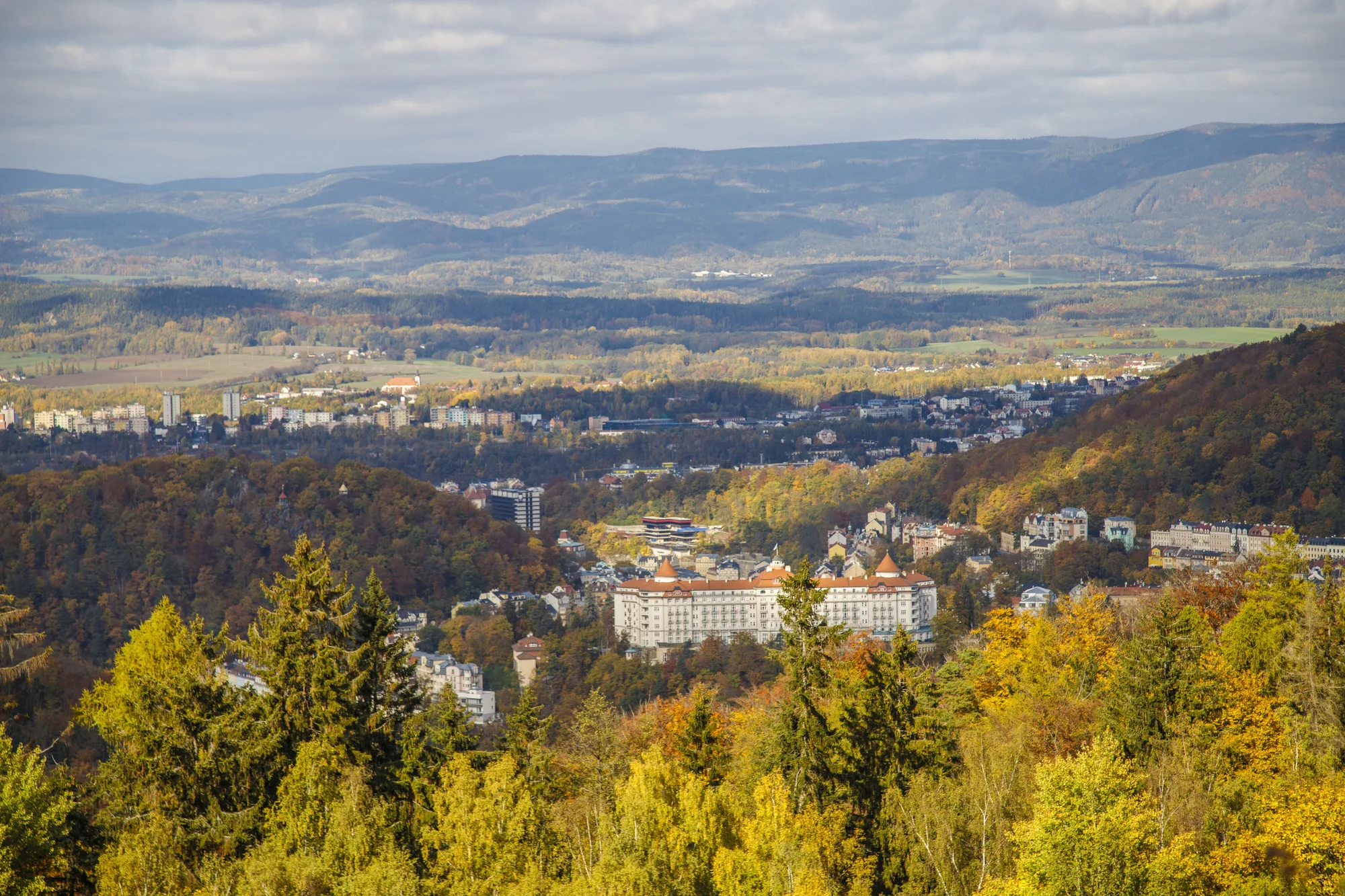 Tři romantické dny ve Varech s wellness a jídlem - Obrázek 7