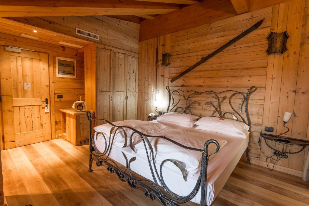 5denní zájezd s dopravou, polopenzí a skipasem v ceně – hotel Arisch - Obrázek 3