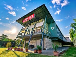 Maďarsko: Historický Győr v Amstel Hattyú Panzió *** se vstupem do termálních lázní (450 m) + polopenze