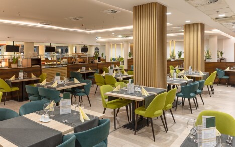 Zalakaros: Hotel Karos Spa **** s termálním wellness se 6 bazény, polopenzí a dětským klubem s animacemi - Obrázek 2