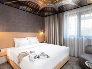 Luxusní hotel v centru Budapešti, snídaně a sauna