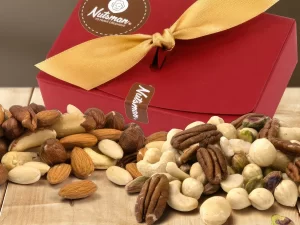 Dárkové krabičky s oříšky, čoko směsí i kokosem