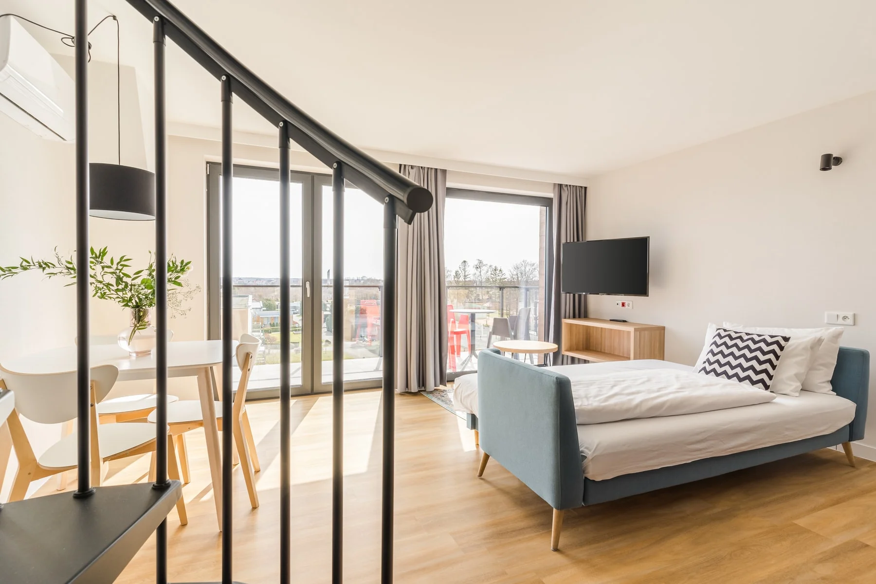 Luxusní vila v Łebě blízko pláže: wellness i snídaně - Obrázek 10