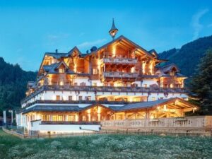 Rakouské Alpy v Hotelu Grossarler Hof ****s s gurmánskou polopenzí, wellness a fitness