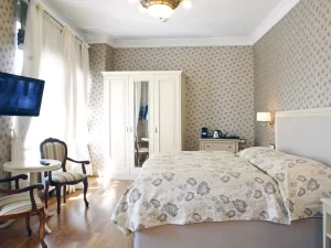 Pobyt ve Varech: bazén, sauna i léčebné či relax procedury