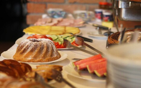 Jižní Morava: Dovolená u zámku Valtice v Penzionu Rendezvous se snídaní nebo polopenzí a welcome drinkem - Obrázek 3