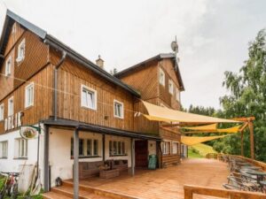 Pec pod Sněžkou v Horské chatě Orlík *** s privátním wellness a karaoke + plná penze s all inclusive nápoji