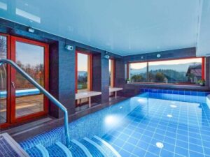 Jeseníky: Hotel Slunný dvůr *** s polopenzí, vstupem do wellness každý den (bazén, vířivka) + parafínový zábal