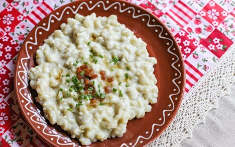 Pobyt u CHKO Strážovské vrchy v apartmánu Salaše Kľak s polopenzí + 3 dětská hřiště a možnost wellness - Obrázek 4