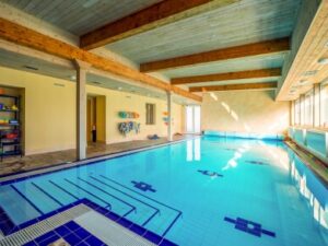 Pobyt blízko Prahy a zámku Konopiště ve Wellness Hotelu Valnovka *** se snídaní a sektem + možnost wellness