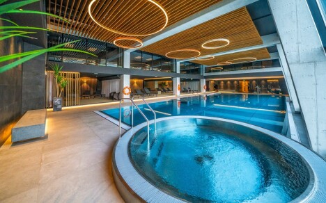 Polské Beskydy v Hotelu Meta Resort Vine & Spa **** se snídaní a neomezeným wellness (bazén, vířivka, sauna) - Obrázek 8