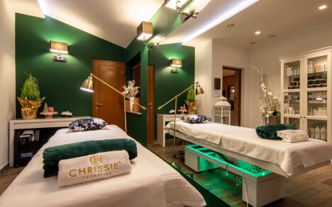 Polské Tatry: Zakopane blízko atrakcí v Hotelu Willa Pod Skocznią *** se snídaní formou bufetu + láhev vína - Obrázek 8