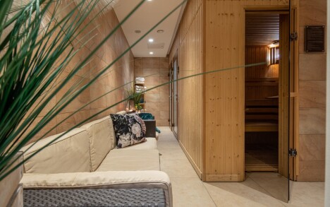 Polské Tatry: Zakopane blízko atrakcí v Hotelu Willa Pod Skocznią *** se snídaní formou bufetu + láhev vína - Obrázek 6