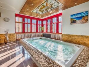 Beskydy: Hotel Zlatý Orel Ostravice **** s polopenzí, privátním wellness s bazénem a saunou + relax v jeskyni