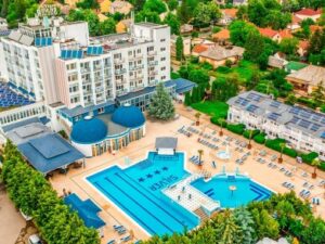 Lázně Hajdúszoboszló v Hotelu Silver **** s polopenzí, 2 aquaparky s klasickými a termálními bazény a wellness