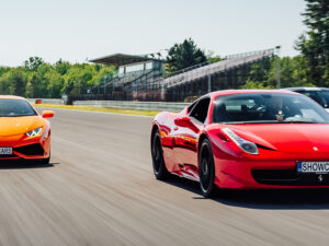 Jízda ve Ferrari 458 Italia na polygonu