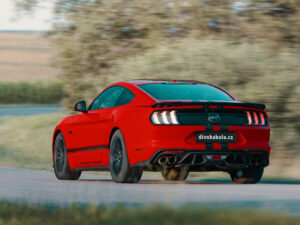 Jízda ve Fordu Mustang Coyote V8