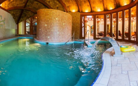 Bük ve 4* Hotelu Piroska s polopenzí, wellness, masáží a vstupem do termálních lázní Bükfürdo + 2 děti zdarma - Obrázek 5