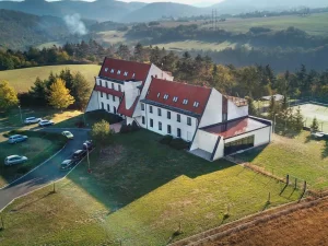 Křivoklátsko se snídaní či polopenzí a wellness