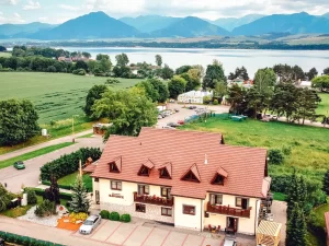 Dovolená u Liptovské Mary: strava a slevy do aquaparků