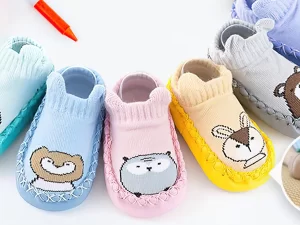 Veselé pastelové capáčky s protiskluzem