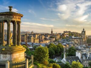 Velká Británie: v 3* hotelu Hotel Holiday Inn 4*, Edinburgh – letecky