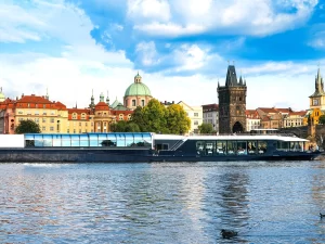 Velká vyhlídková plavba Prahou: 2 hodiny na lodi