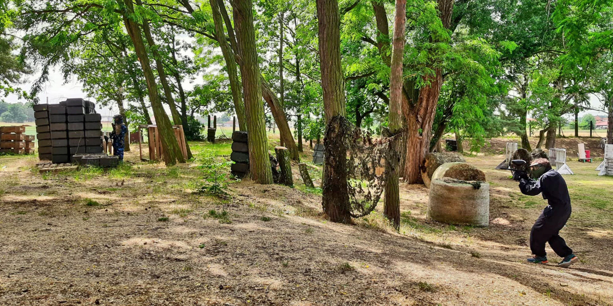 Paintball u Pardubic: 3 hodiny hry až pro 10 osob - Obrázek 3