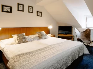 Pobyt v Třeboni s polopenzí, vínem a vodním světem