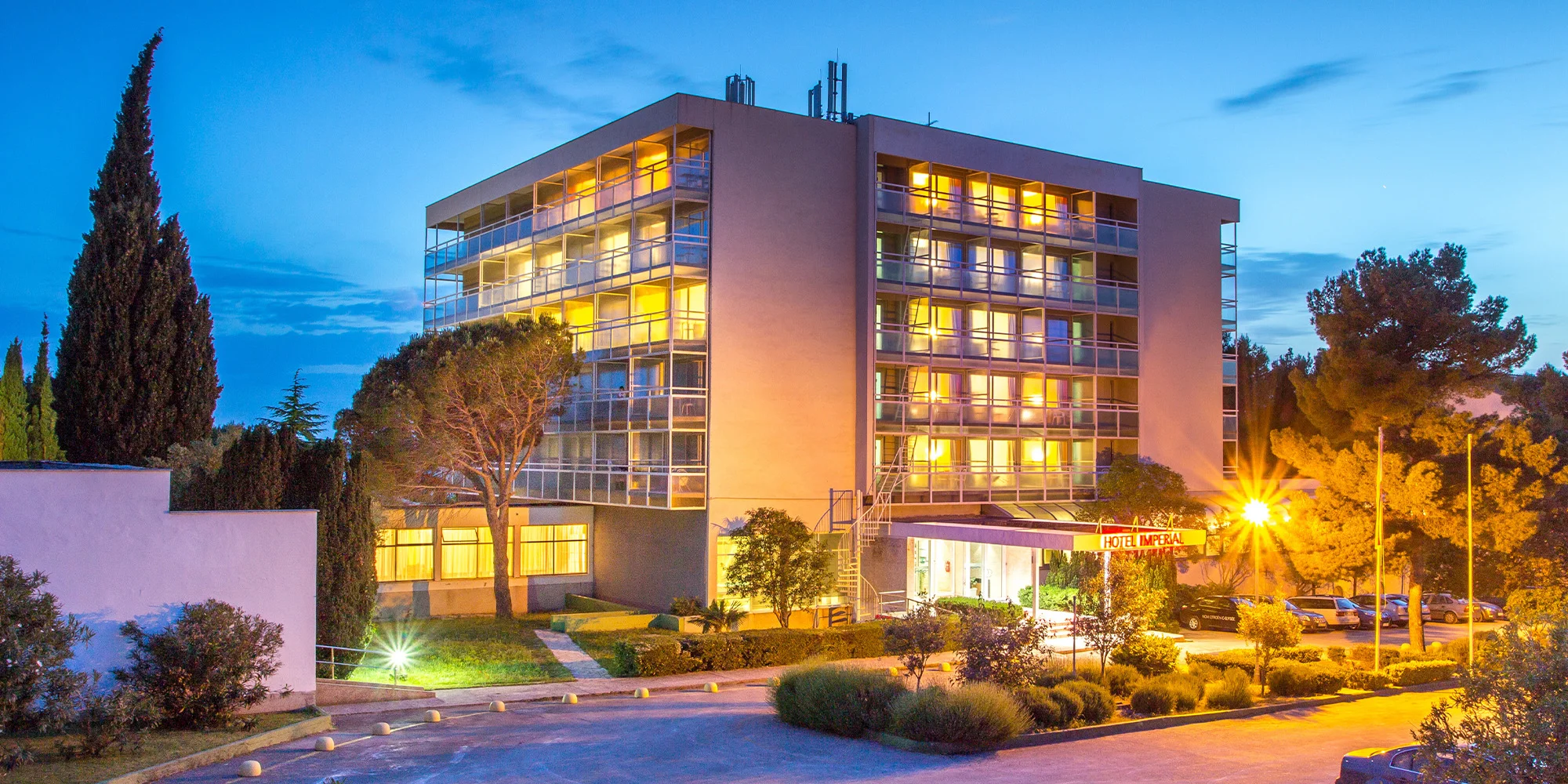 Chorvatská Vodice: hotel u pláže, polopenze, bazén - Obrázek 5